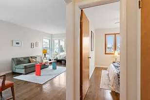 2402 N 77th Ct, Elmwood Park, IL 60707 - Photo 8