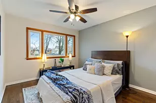 2402 N 77th Ct, Elmwood Park, IL 60707 - Photo 10