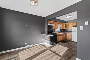 1134 E 152nd St, Dolton, IL 60419 - Photo 4