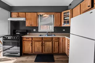 1134 E 152nd St, Dolton, IL 60419 - Photo 8