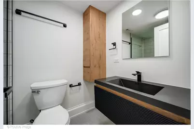 2334 N Oakley Avenue, Chicago, IL 60647 - Photo 24