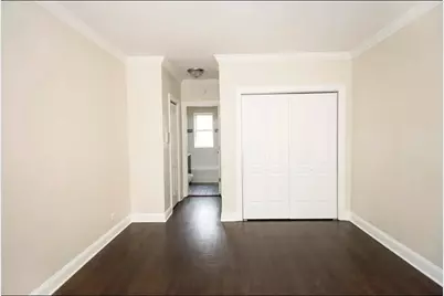 3821 N Greenview Avenue #2E, Chicago, IL 60613 - Photo 8