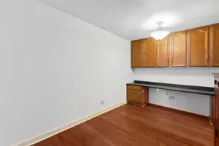 1493 N Winslowe Dr, Palatine, IL 60074 - Photo 6
