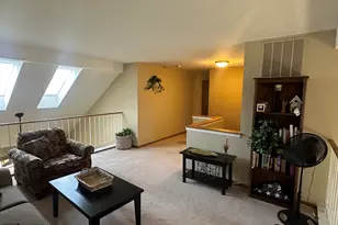 1478 W Sapphire Dr, Hoffman Estates, IL 60192 - Photo 24