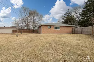 1216 Balmoral Ave, Calumet City, IL 60409 - Photo 30