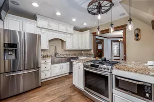 909 Congress St, Ottawa, IL 61350 - Photo 8