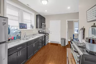 7828 S Winchester Ave, Chicago, IL 60620 - Photo 6