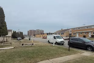 9404 Hamlin Ave, Des Plaines, IL 60016 - Photo 26