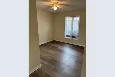 122 Crescent Lane #E, Cabery, IL 60919 - Photo 6