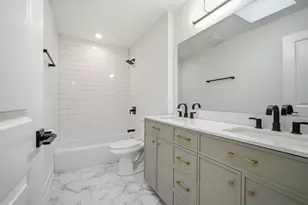 2372 Salceda Dr, Northbrook, IL 60062 - Photo 16