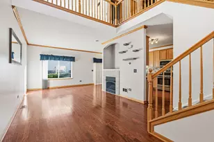 17656 S Gilbert Dr, Lockport, IL 60441 - Photo 2