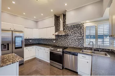 133 N 17th Avenue, Melrose Park, IL 60160 - Photo 14