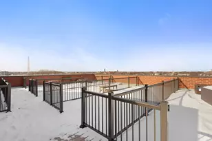 2222 W Belmont Ave, Chicago, IL 60618 - Photo 26