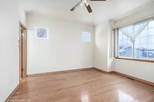 581 Blue Springs Dr, Fox Lake, IL 60020 - Photo 14