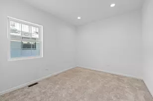 635 S 18th Ave, Maywood, IL 60153 - Photo 16