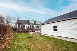 683 Columbia Ave, Elgin, IL 60120 - Photo 26