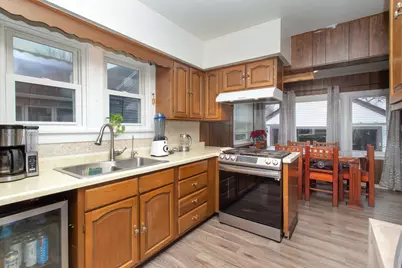 683 Columbia Avenue, Elgin, IL 60120 - Photo 8