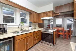 683 Columbia Ave, Elgin, IL 60120 - Photo 8