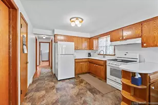 11214 S Sacramento Ave, Chicago, IL 60655 - Photo 10