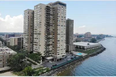 6301 N Sheridan Road #21E, Chicago, IL 60660 - Photo 1