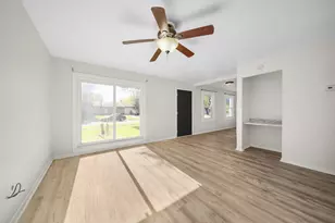 2011 219th St, Sauk Village, IL 60411 - Photo 8