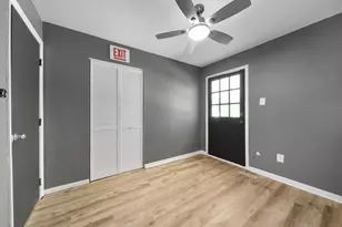 2011 219th St, Sauk Village, IL 60411 - Photo 12