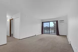 7010 W 110th St, Worth, IL 60482 - Photo 6
