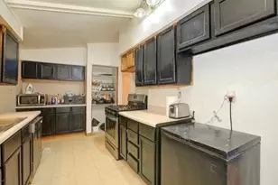 1605 S Des Plaines St, Joliet, IL 60436 - Photo 4