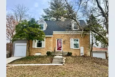 180 S Glencoe Avenue, Decatur, IL 62522 - Photo 1