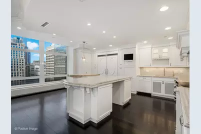 680 N Lake Shore Drive #921, Chicago, IL 60611 - Photo 6