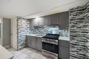 10043 S 84th Ave, Palos Hills, IL 60465 - Photo 18