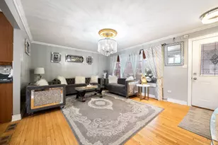 10043 S 84th Ave, Palos Hills, IL 60465 - Photo 4