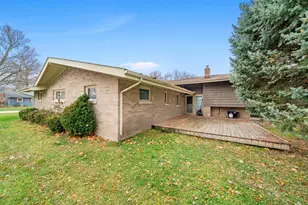 707 E Prairie St, Plano, IL 60545 - Photo 30