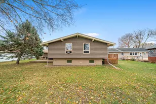 707 E Prairie St, Plano, IL 60545 - Photo 28