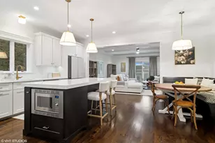 5744 W Ainslie St, Chicago, IL 60630 - Photo 6