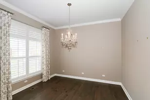 6 Sugar Maple Ct, Lake in the Hills, IL 60156 - Photo 8