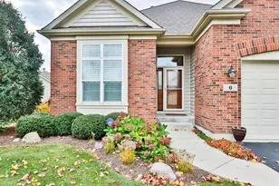 6 Sugar Maple Ct, Lake in the Hills, IL 60156 - Photo 2