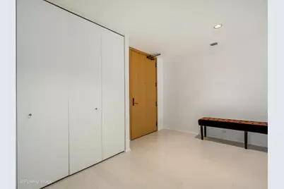 680 N Lake Shore Drive #920, Chicago, IL 60611 - Photo 18