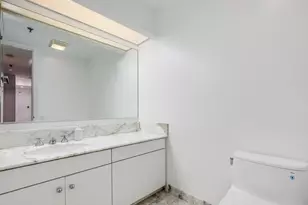 680 N Lake Shore Dr, Chicago, IL 60611 - Photo 16