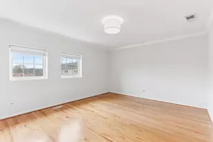 183 N East River Rd, Des Plaines, IL 60016 - Photo 18