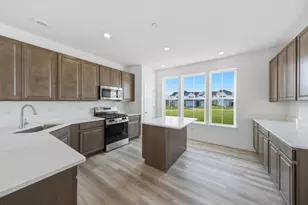 1256 Glenmont St, Algonquin, IL 60102 - Photo 2