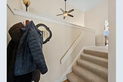 276 Old Barn Road #276-B, Barrington, IL 60010 - Photo 2