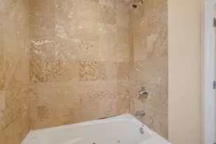7637 N Greenview Ave, Chicago, IL 60626 - Photo 18