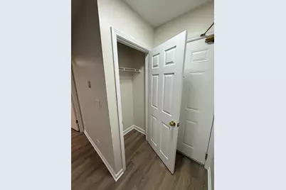 209 Glengarry Drive #302, Bloomingdale, IL 60108 - Photo 4