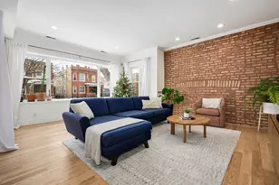 2537 N Hamlin Ave, Chicago, IL 60647 - Photo 2