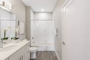 101 W Liberty St, Barrington, IL 60010 - Photo 8