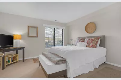 263 S Clubhouse Drive #110, Palatine, IL 60074 - Photo 6