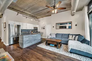 811 W 15th Pl, Chicago, IL 60608 - Photo 4