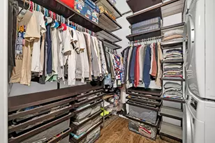 811 W 15th Pl, Chicago, IL 60608 - Photo 14