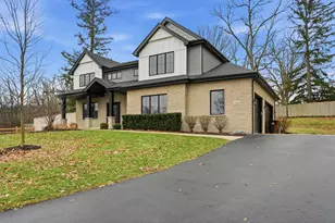 1108 Hillside Dr, New Lenox, IL 60451 - Photo 2